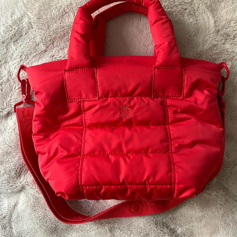 NWOT OFFLINE by Aerie Puff Love Mini Tote Resort Red - Picture 8 of 11